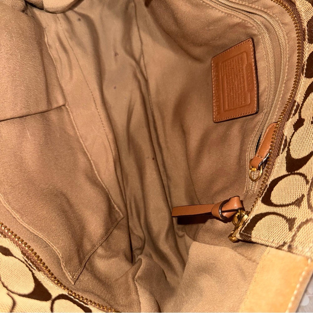 Coach Signature Brown and Tan Tote Vintage 🤎 - Picture 7 of 10